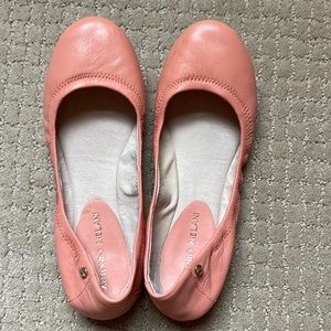 Antonio Melani Flats